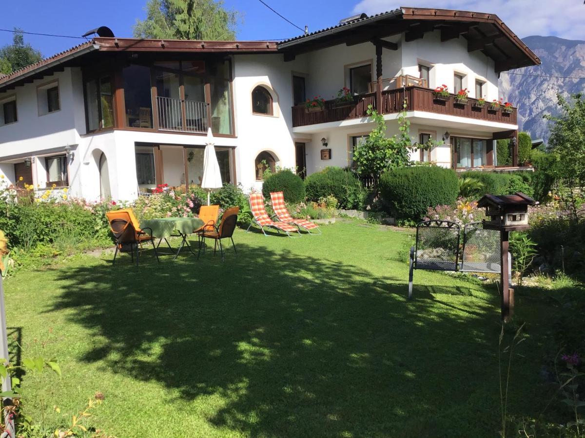 Comfortable Apartment In A Beautiful Surrounding Sautens Buitenkant foto