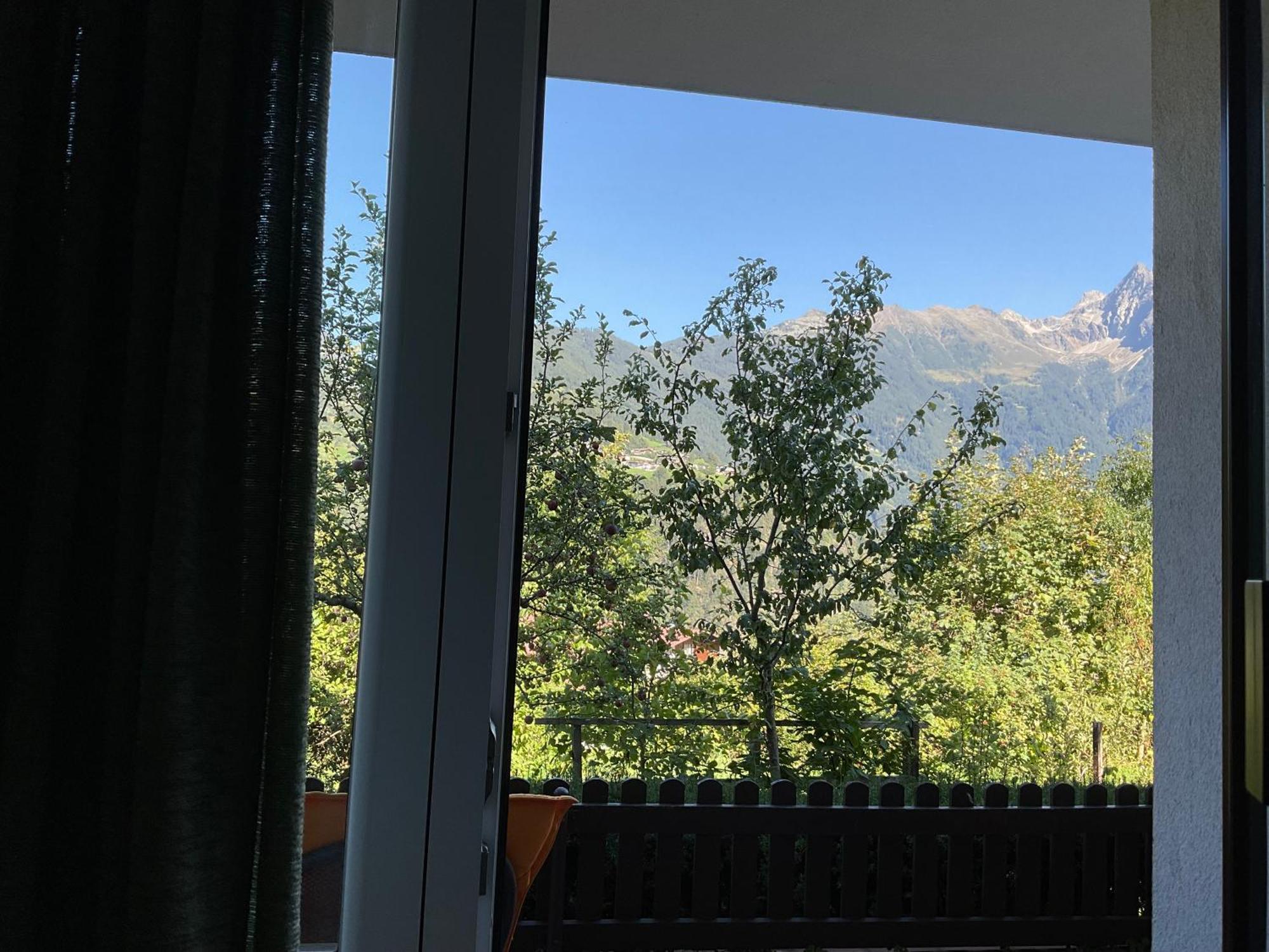 Comfortable Apartment In A Beautiful Surrounding Sautens Buitenkant foto