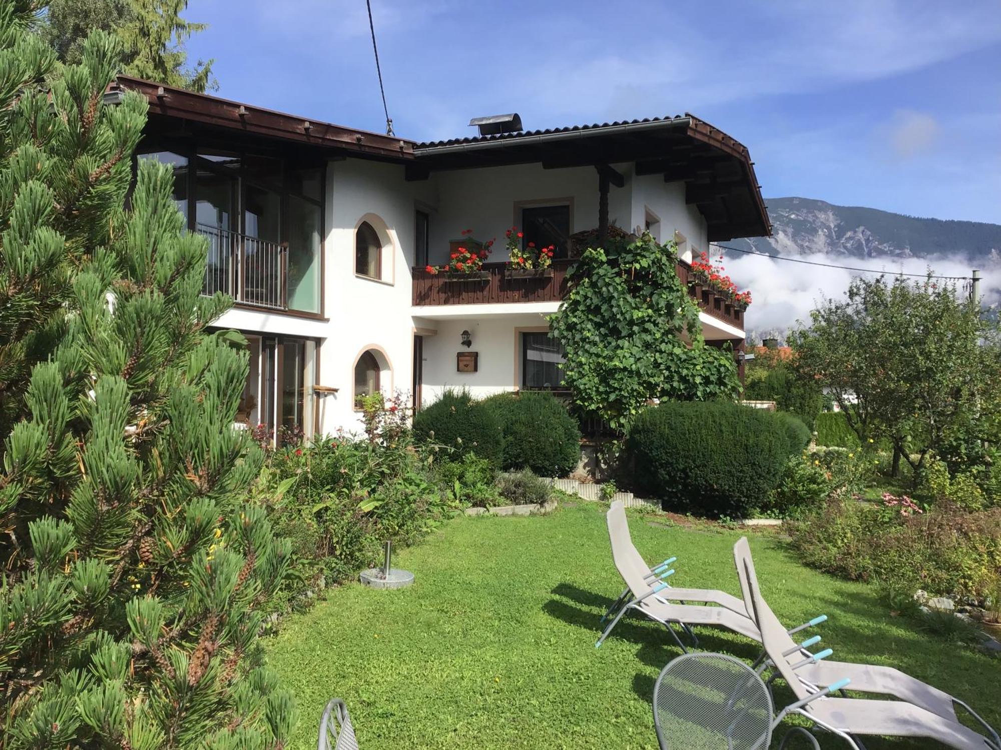 Comfortable Apartment In A Beautiful Surrounding Sautens Buitenkant foto